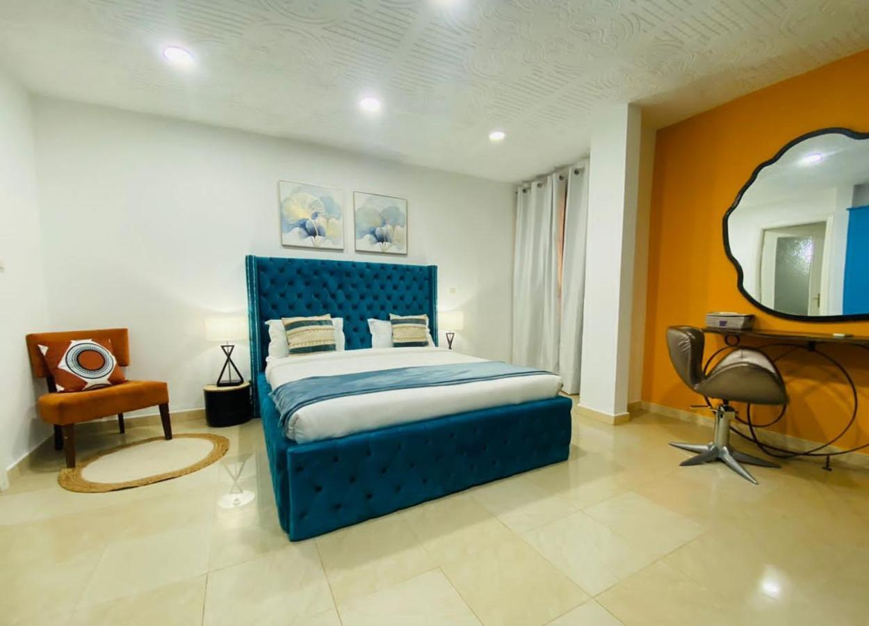 Illiyin Boutique Hotel Дакар Екстериор снимка