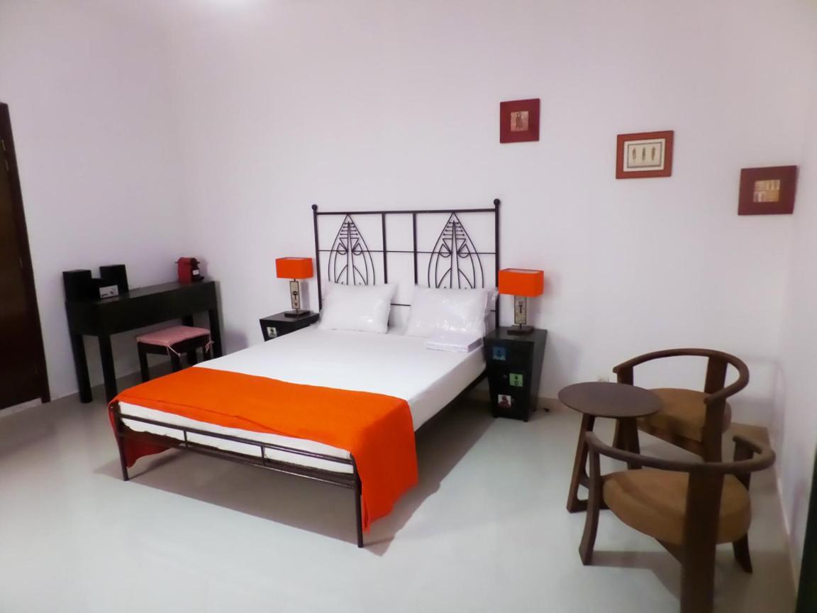 Illiyin Boutique Hotel Дакар Екстериор снимка