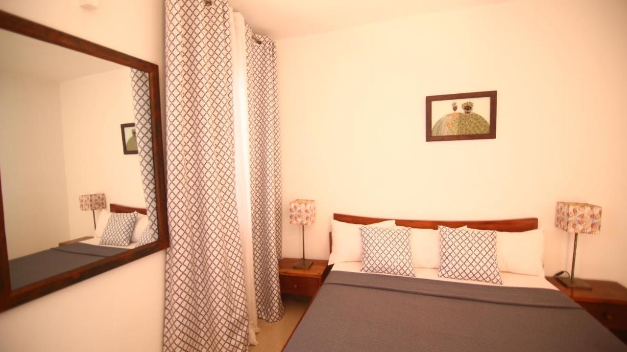 Illiyin Boutique Hotel Дакар Екстериор снимка