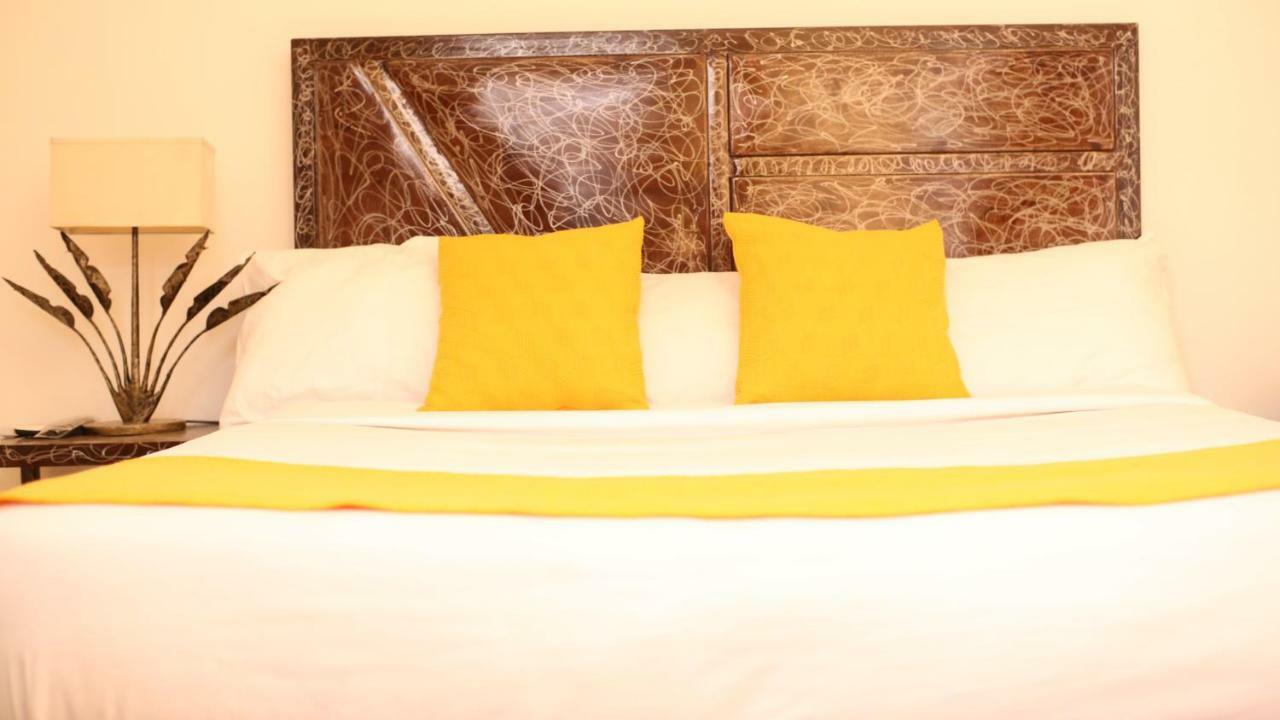 Illiyin Boutique Hotel Дакар Екстериор снимка